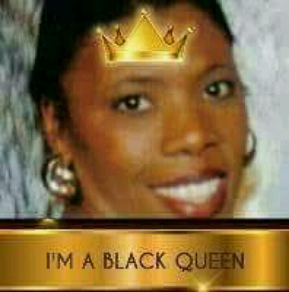 Meet your Posher, Desiree